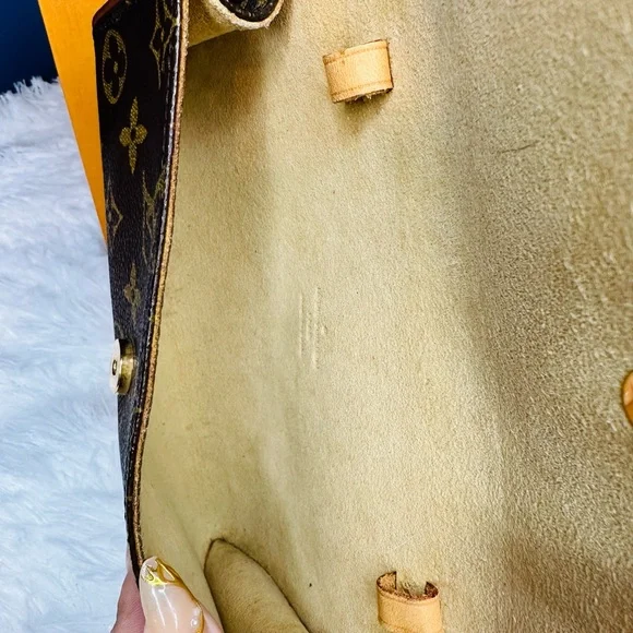 LOUIS VUITTON Monogram Canvas Pochette Twin GM Shoulder Bag - Picture 7 of 10